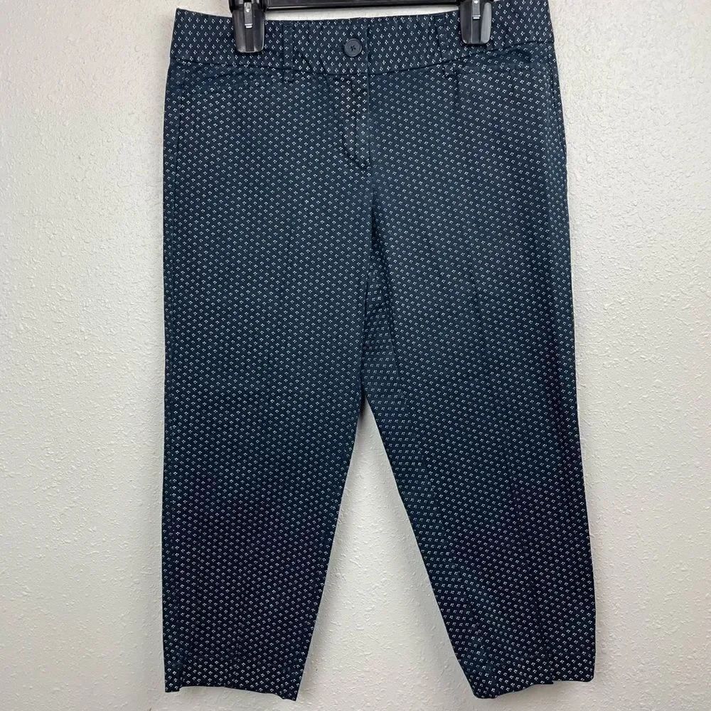LOFT Marisa Cropped Pants Size 10 EUC